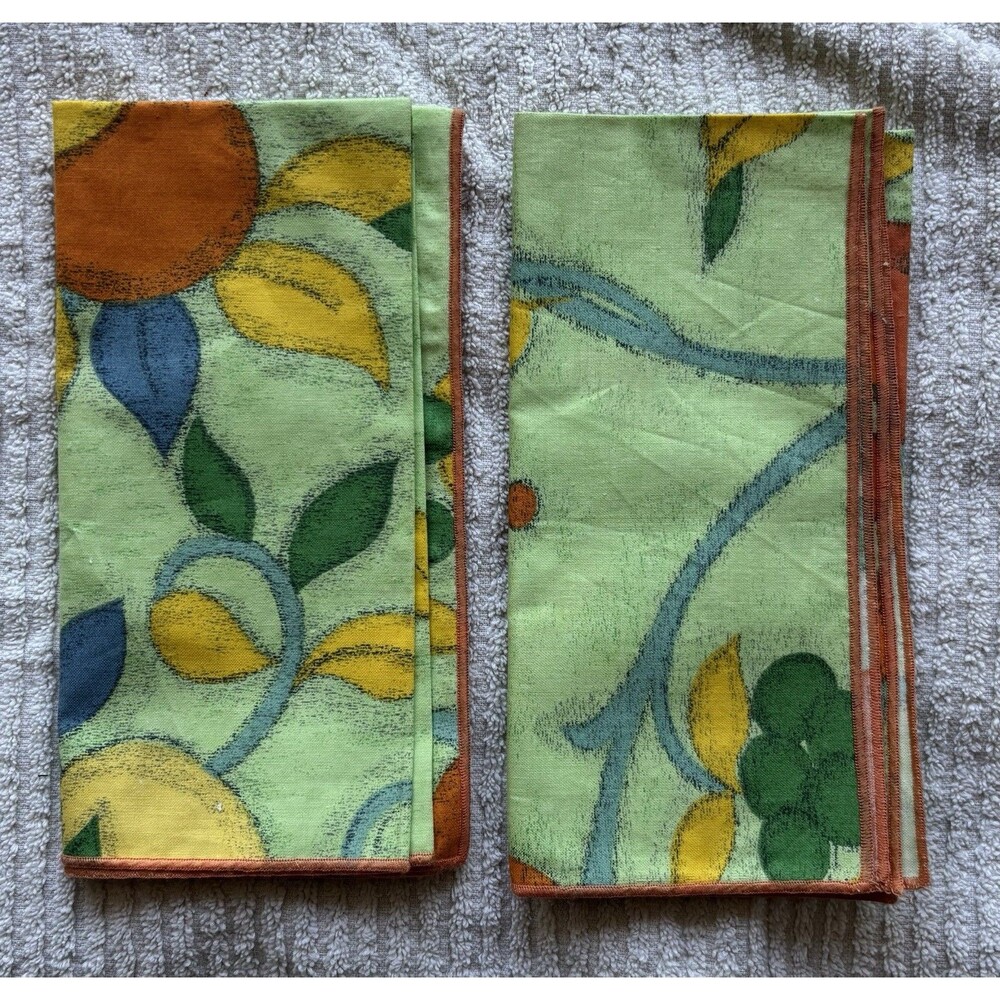 Set of 2 17" Square Cloth Napkins Pears Fruit NWOT Rose Tree Chartes Pattern